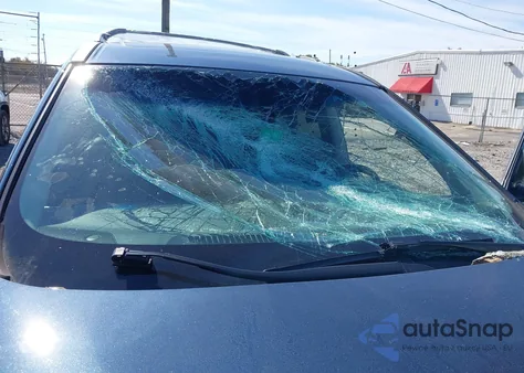 2015 Nissan Pathfinder Platinum z USA, uszkodzony, nr VIN 5N1AR2MN0FC696678